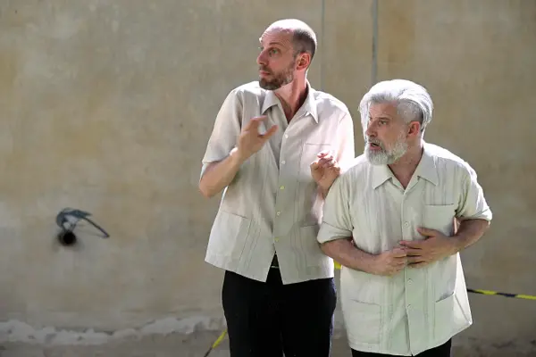 Trois contes et quelques 