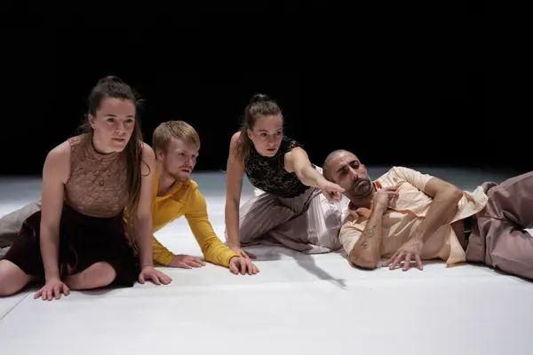 Dimanche des familles : Les autres