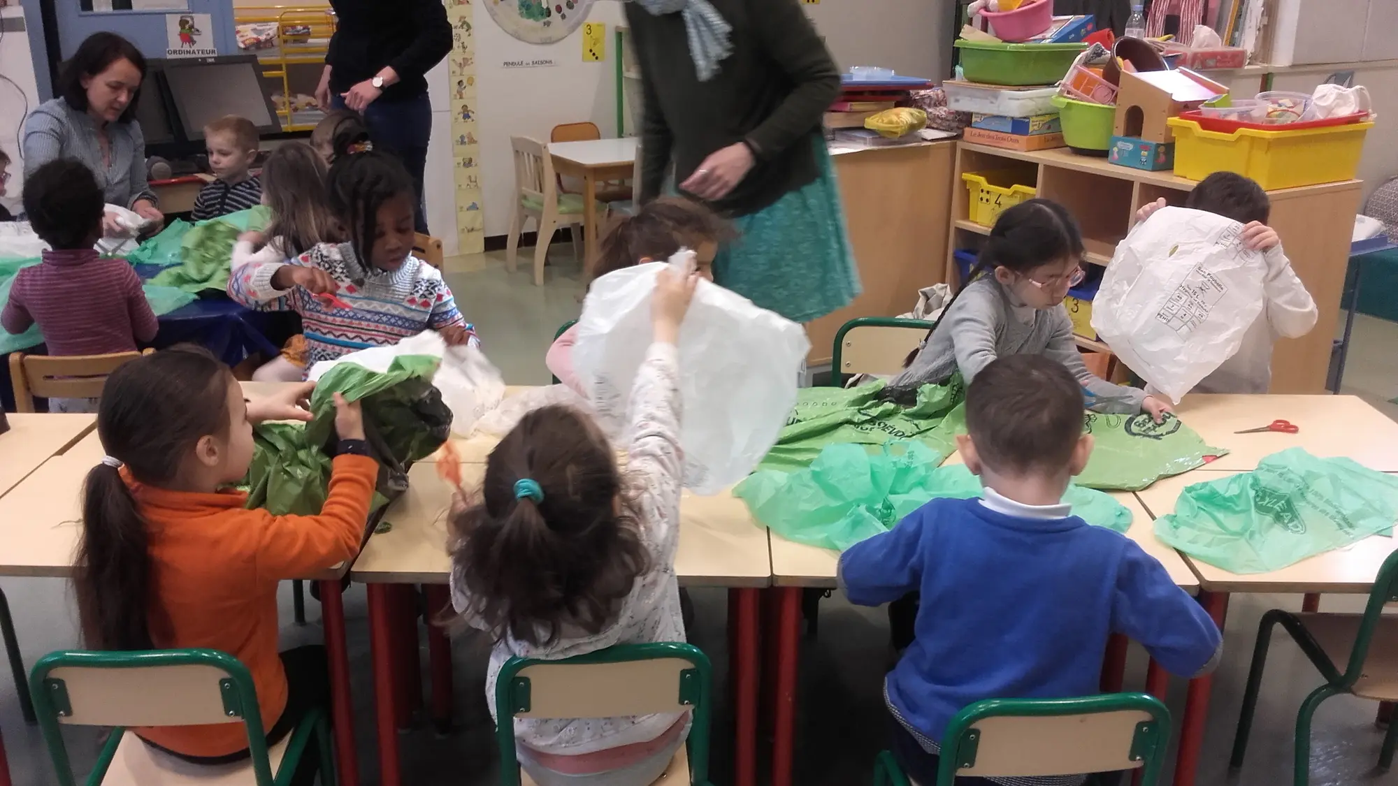 action culturelle : Qui s'y frotte ... s'y pique