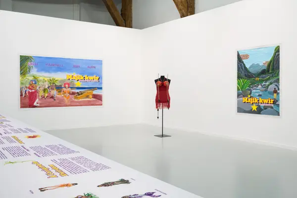 Brandon Gercara, Cosmogonie Majik Kwir, 2026, coproduction Le Nouveau Printemps - Toulouse et La Ferme du Buisson, Guerre des mondes, 2024, Boobre, Somin Kwirdom, 2026, production La Ferme du Buisson, vue de l’exposition Destin Vogoya, 2026, courtesy de l’artiste et de l’ADAGP – Paris, 2026 I 
