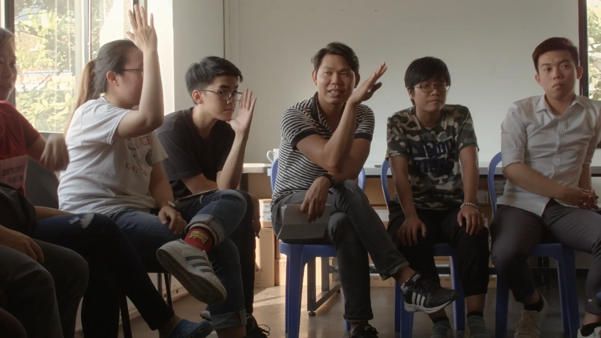 Image du spectacle Et le travail fut de de Tuong Vi Nguyen Long