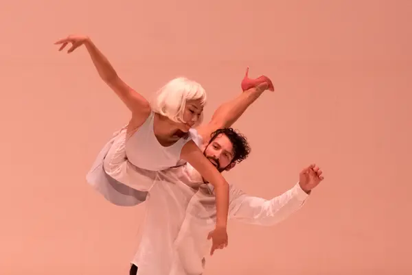 Image du spectacle W.A.M. - We are Monchichi de Compagnie Wang Ramirez
