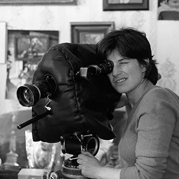 lors du tournage du documentaire <em>Grands-mères</em> (1980) réalisé pour l’émission télévisée "Dis moi"