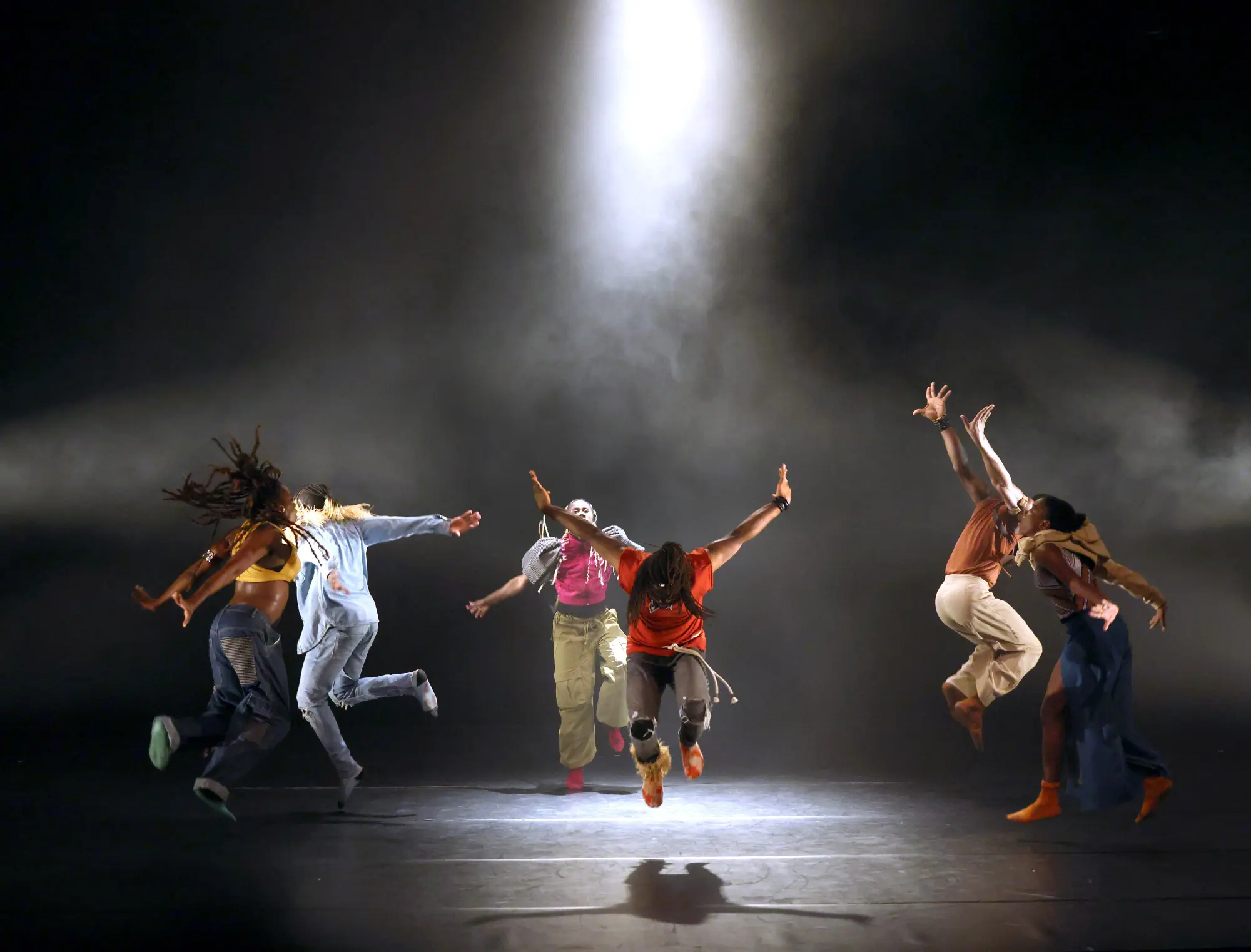 Image du spectacle Matière(s) première(s) de Anne Nguyen / Compagnie par Terre