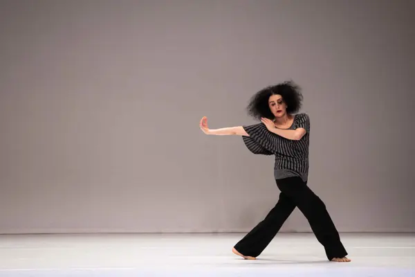 Image du spectacle Behind the Light de Cristiana Morganti