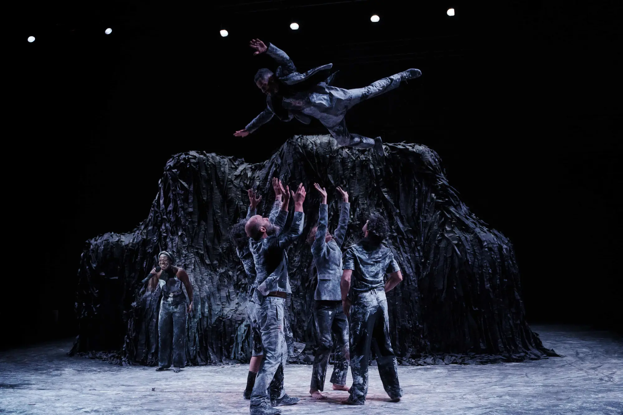 Image du spectacle QUI SOM ? de Baro d'Evel