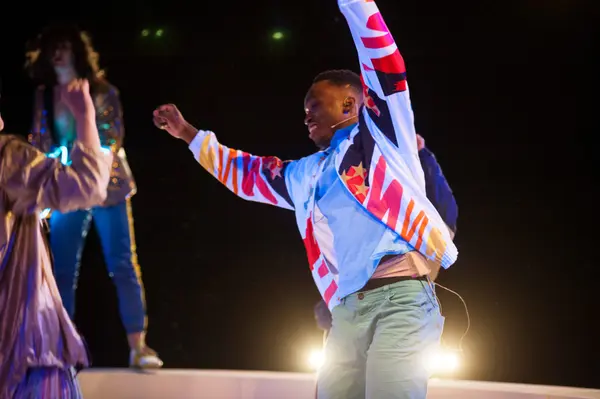 Image du spectacle Personne n'est ensemble sauf moi  de Cie Amonine