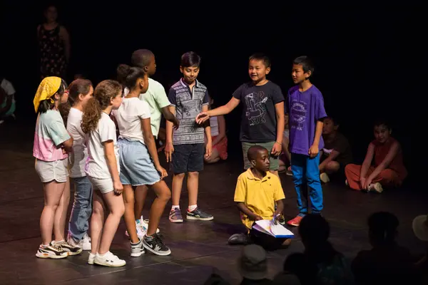 Image du spectacle Ateliers théâtre parent-enfant  de autour des spectacles