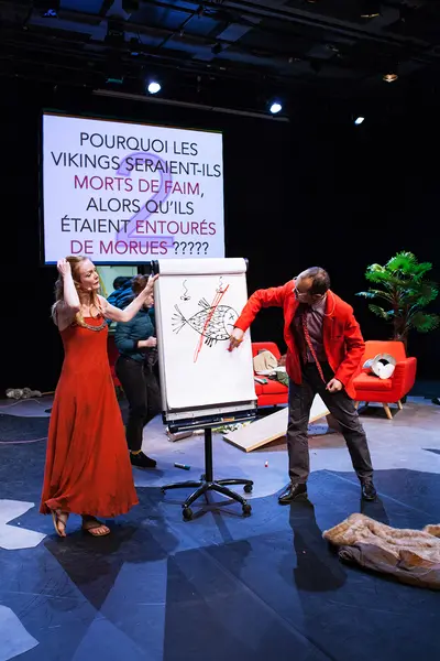 Image du spectacle Borderline(s) Investigation #1 de Frédéric Ferrer / Compagnie Vertical Détour