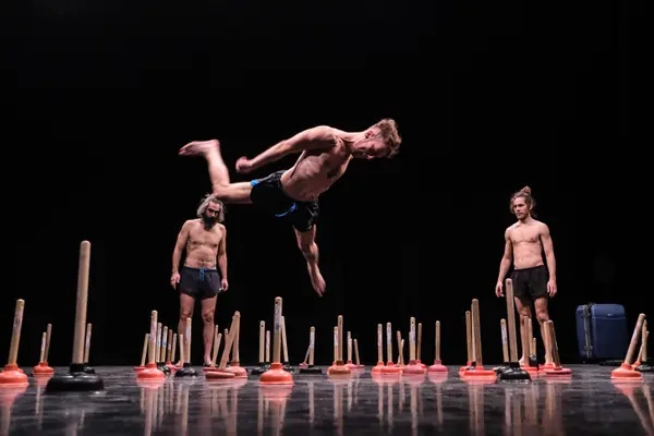 Image du spectacle intudeWail de Collectif Primavez