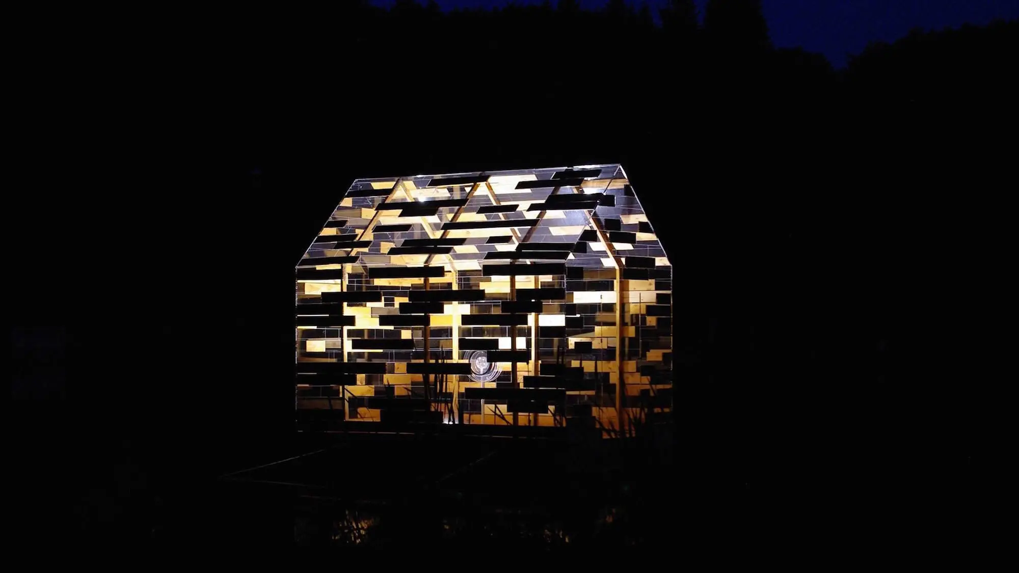 Walden Raft by night © Florent Albinet