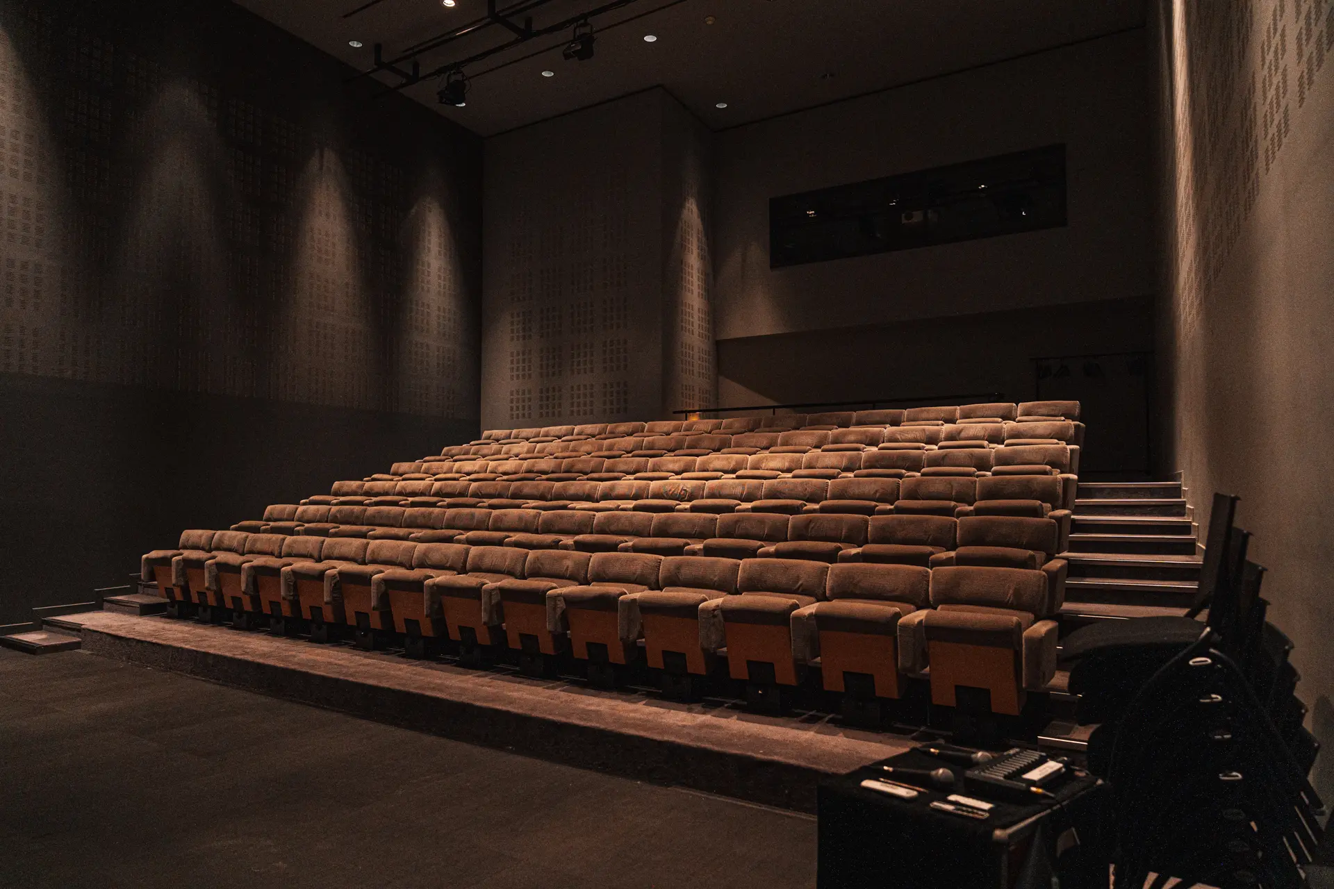 La salle Jean Besse