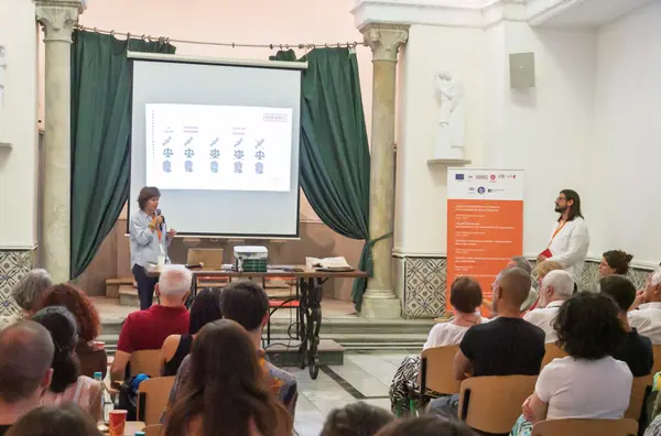 Race, statut, métissage et nationalité dans l'empire colonial italien : Valentina Fusari & Adnen El Ghali, Dream City 2025