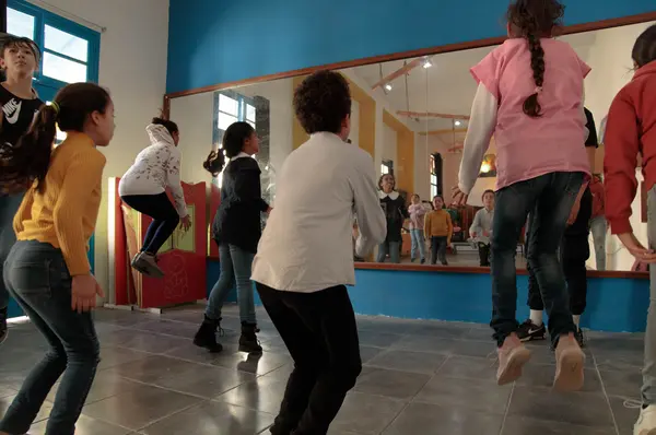 Introduction to dance workshop at the Bab Souika school, medina of Tunis, led by Hichem Chebli, Art and Education Programme, 2023.