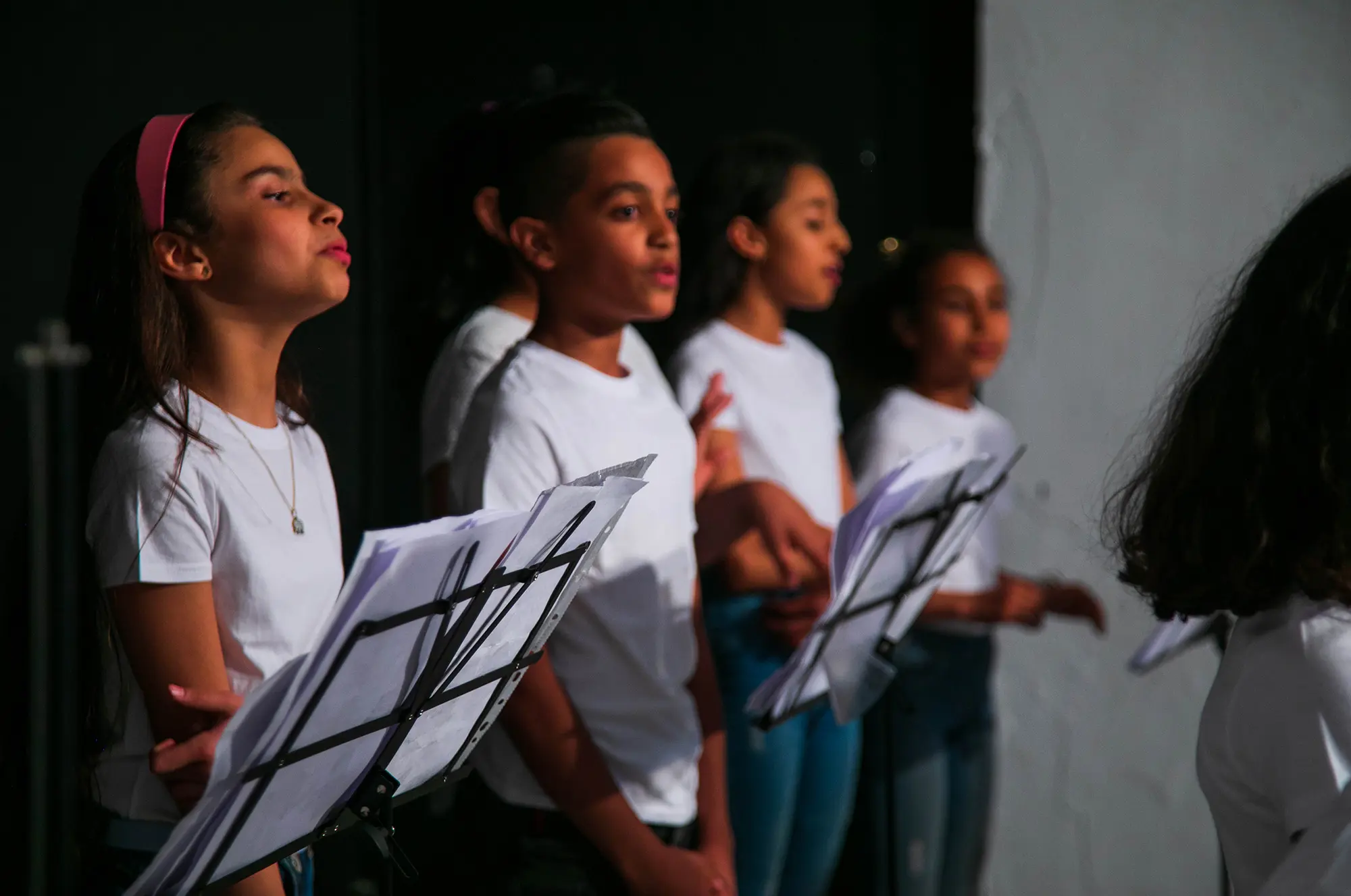 Atelier pour enfants d'éveil musical à L'Art Rue avec Amina Sanhaji, 2021-2022