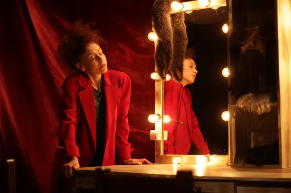 "Loge-MOI" by Marwen Errouine in DPDW Performance Room, 11.03.22