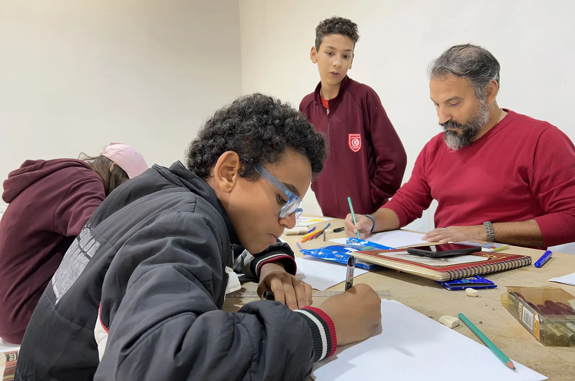 Atelier de bande-dessinée avec Chakib Daoud à L'Art Rue, novembre 2022.