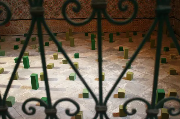 T'laà essaboune n'dhif by Faten Rouissi, Creation, Dream City 2010, Tunis.