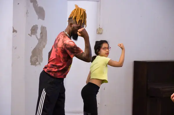 Andrew Graham's dance residency 2022-2023 at L'Art Rue - medina of Tunis, 2022