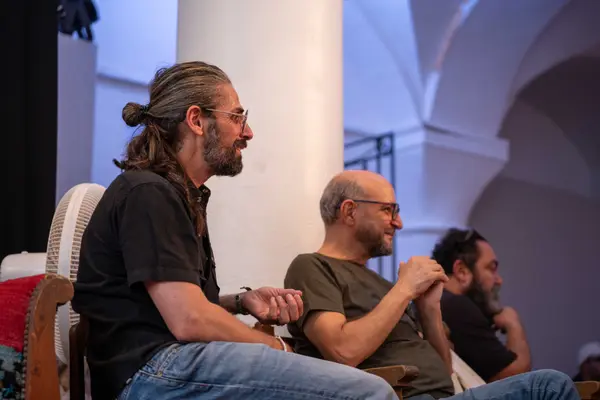 Le statut de l’artiste, en discussion