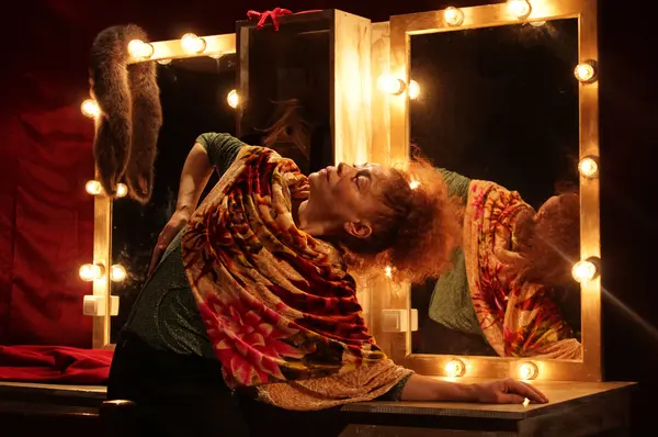 "Loge-MOI" by Marwen Errouine in DPDW Performance Room, 11.03.22