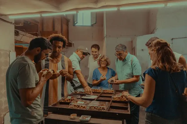 Return de Michael Rakowitz, Dream projects, Festival Dream City 2023, Tunis.