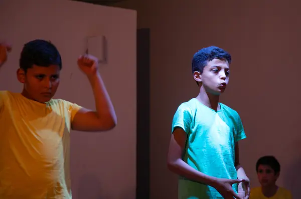   Atelier théâtre de Lobna Mlika avec les enfants de l'école rue el Marr - médina de Tunis, 2021-2022