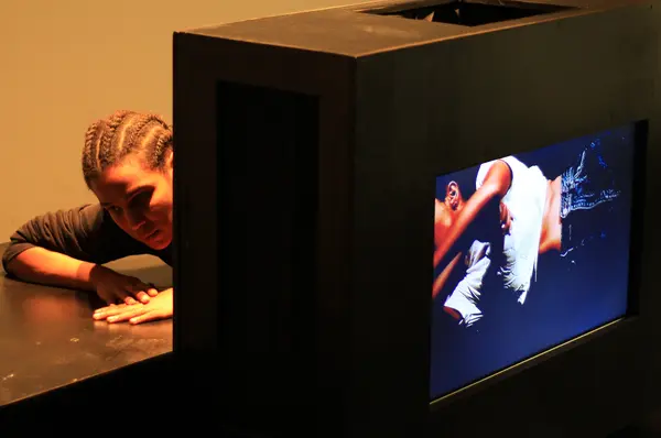 Behind the scenes of "Fragments" - Adaptation by Oumaima Bahri in DPDW Performance Room, 28.01.22