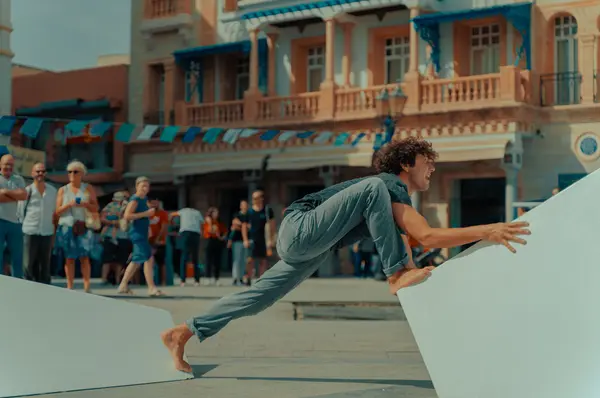 Floe par Jean Baptiste André, Dream guests, Festival Dream City, Tunis, 2023.