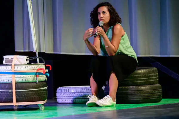 Behind your Eyeballs de Salma Said & Miriam Coretta Schulte,  Festival Tashweesh, septembre 2022.