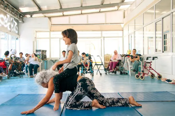 Résidence de danse d'Eric Minh Cuong Castaing à Tunis : inclusion et créativité  