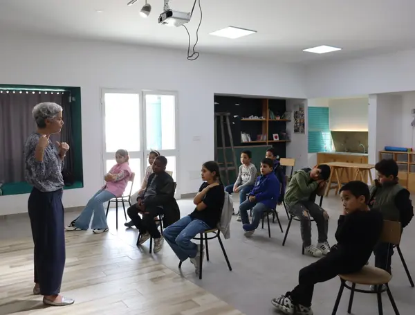 Cinema workshop by Sentiers-Massarib with children from the public elementary school of rue el Marr - medina of Tunis, 2020-2024