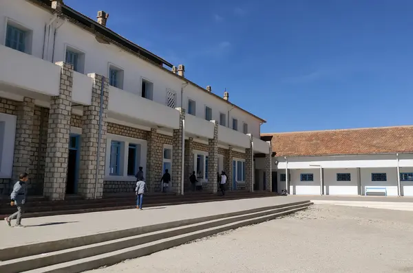 Ecole primaire Chaker - Makther / Siliana, Qismi al Ahla 2022-2023