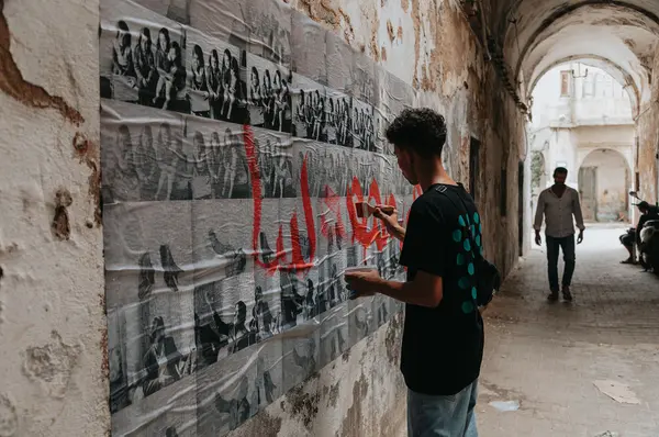 Exile Is A Hard Job de Nil Yalter, Dream projects, Festival Dream City 2023, Tunis.
