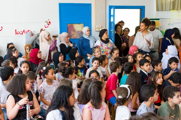 Atelier d'éveil musical par Iqadh avec les enfants de l'école de la Hafsia- médina de Tunis, 2021-2024