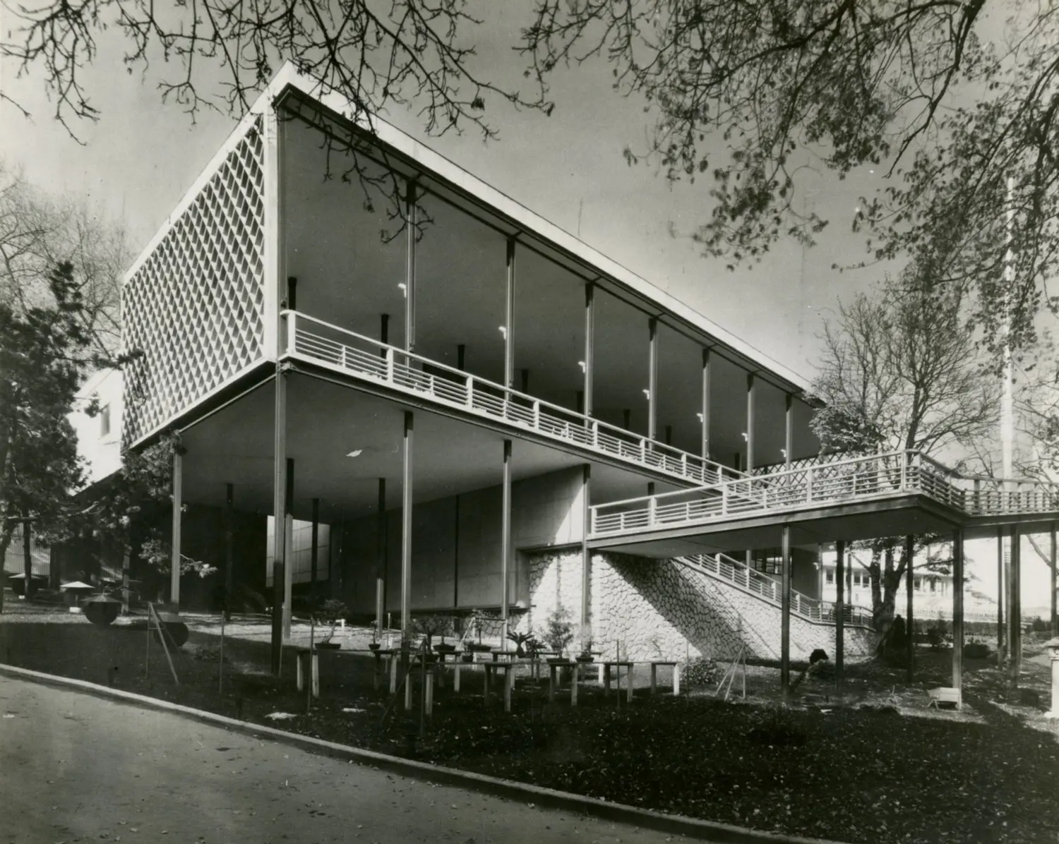 坂倉準三：人間のための建築｣ - Maison de la culture du Japon à Paris