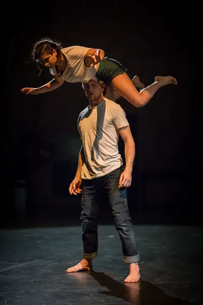 Borderless - Seb et Blanca