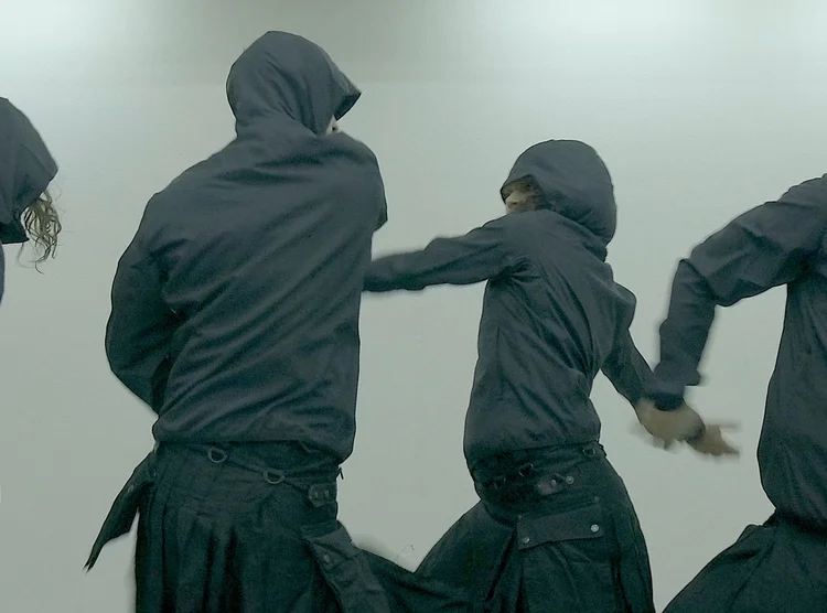 In extenso, Danses en Nouvelles… – Danse de 4 / Danse de 20