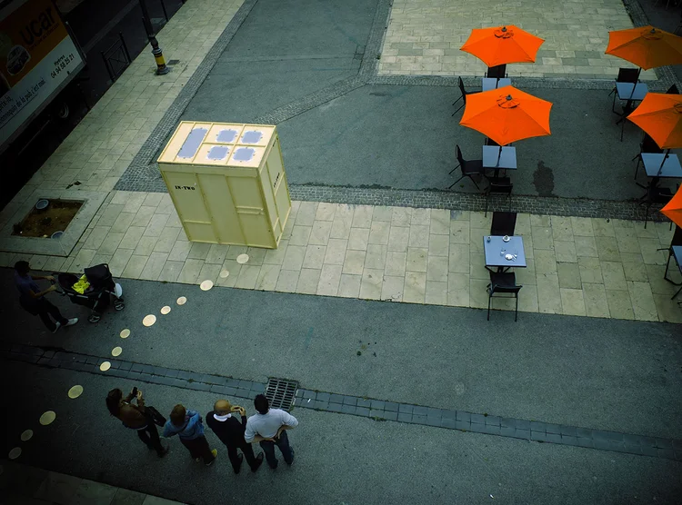In two-visuel