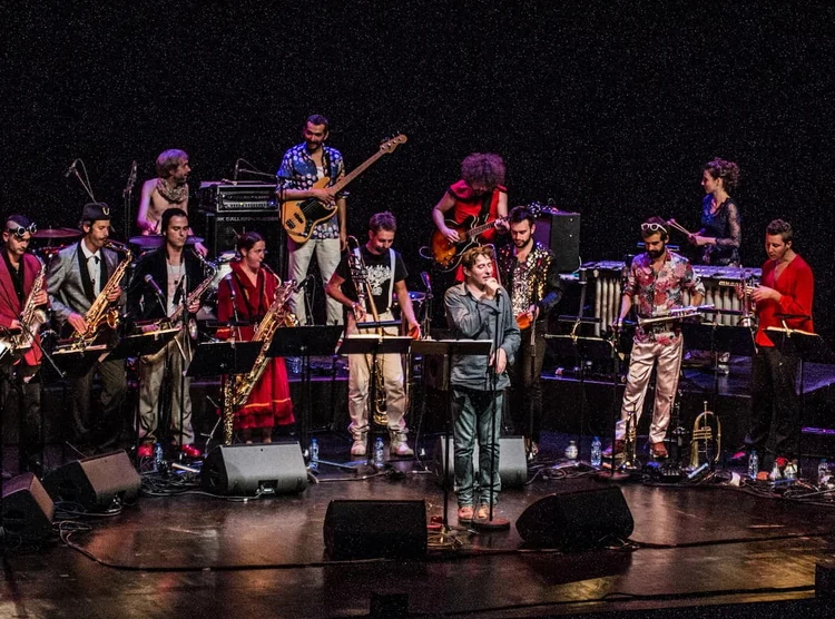Loïc Lantoine & The very big Expérimental Toubifri Orchestra