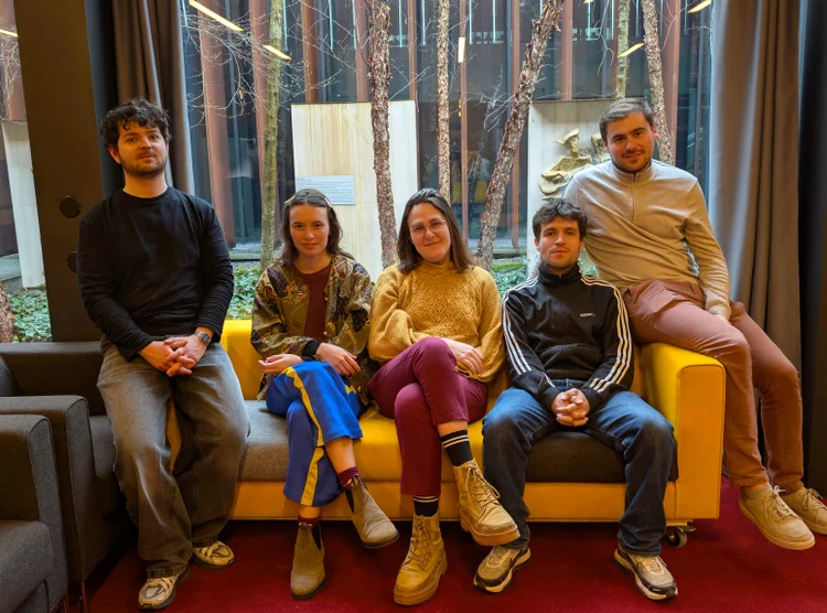 PORTRAITS DE JEUNESSE :  SAISONS 1 ET 2