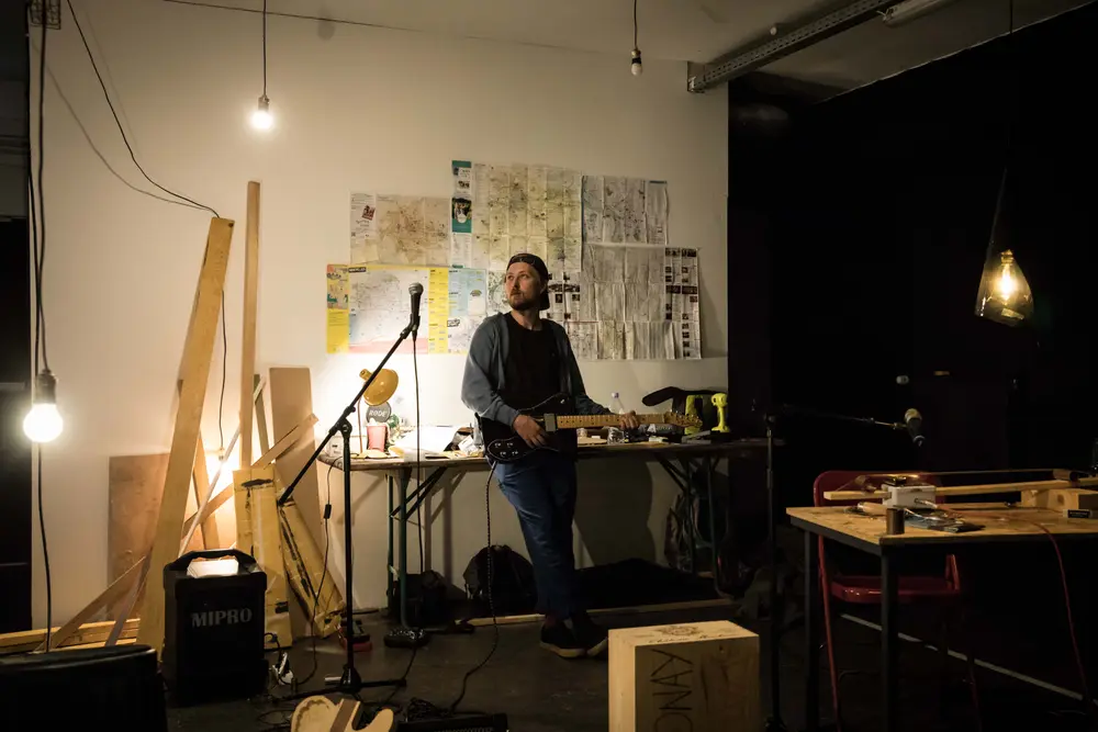 Atelier Cresci Lutherie par Maxime Crescini