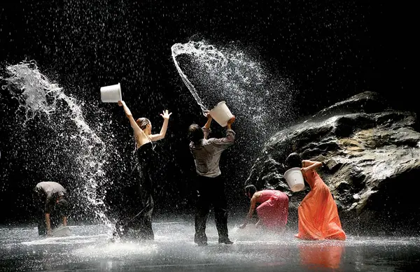 CINÉ AU THÉÂTRE : Pina