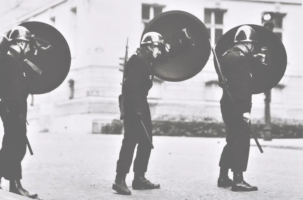 Mai 68. Le cinéma comme arme de communication : Programme 1