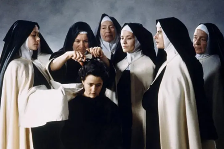 THÉRÈSE