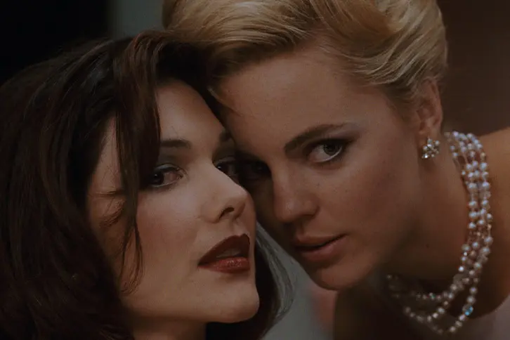 MULHOLLAND DRIVE