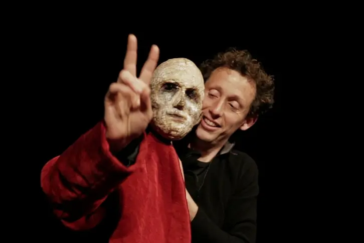 ÉTIENNE SAGLIO : L'ILLUSION DU RÉEL